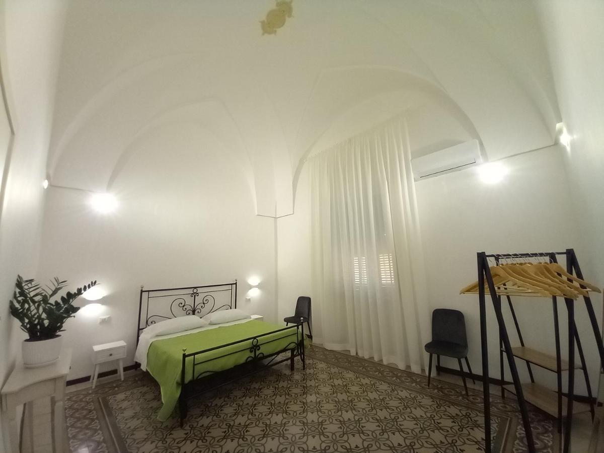 Liberty Apartment ガラトーネ エクステリア 写真