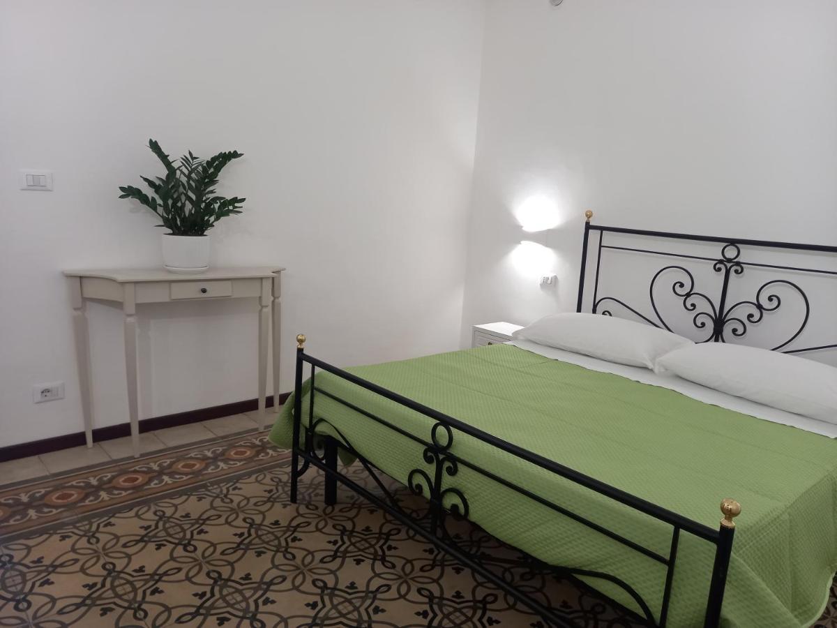 Liberty Apartment ガラトーネ エクステリア 写真